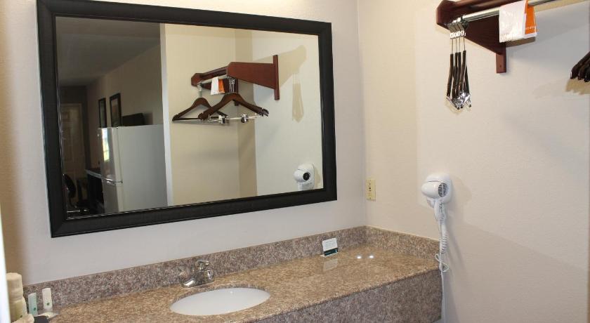 Quality Inn & Suites Port Arthur - Nederland