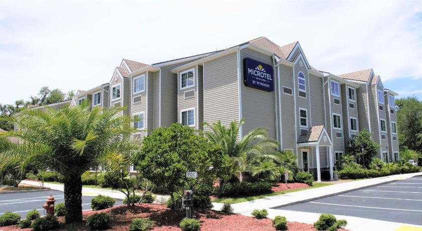 Microtel Inn & Suites by Wyndham Jacksonville Airport