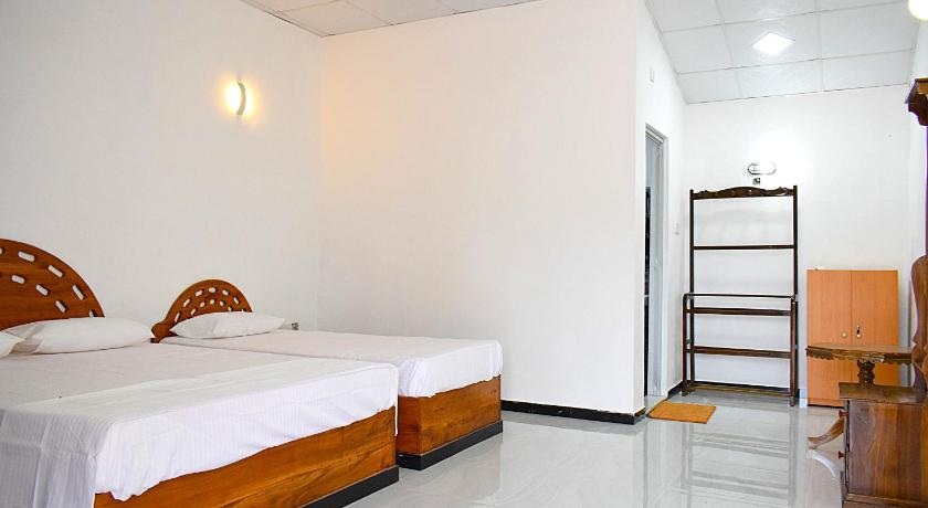 Mithra Paradise Beach Hotel photo