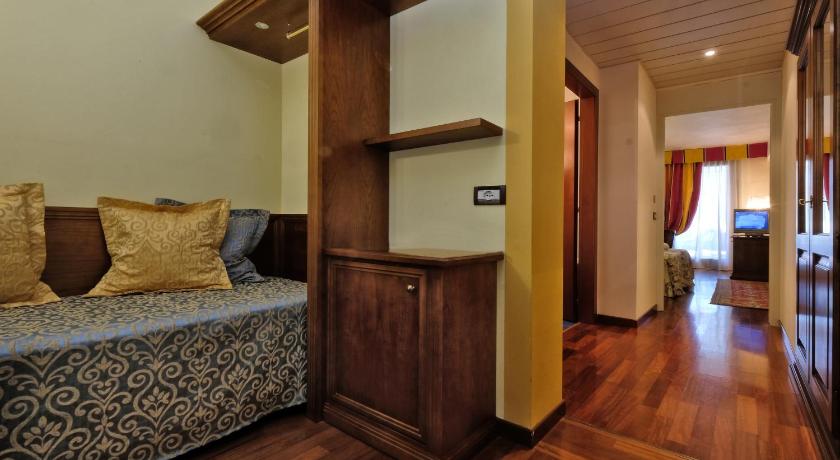 Villa Madrina Lovely and Dynamic Hotel