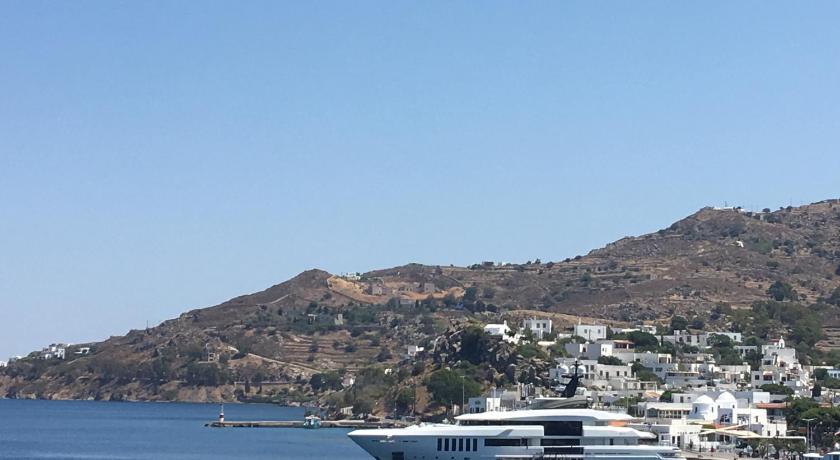 Petridi Maria Suites & Apartments photo