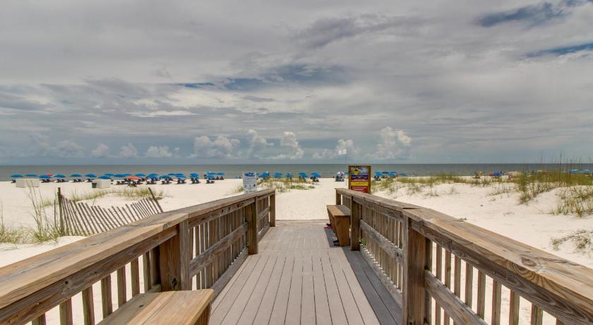 Romar Beach Condos — Hotel in Orange Beach (AL)