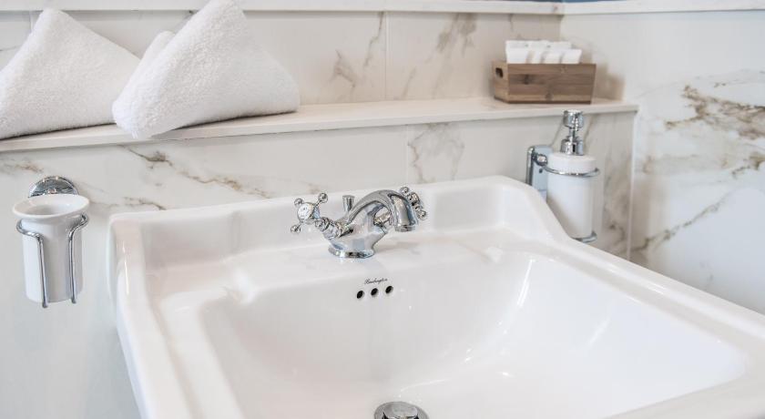 Cesca's Boutique Hotel in Xlendi, Central Region