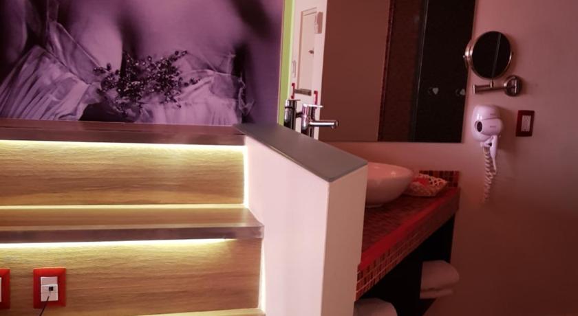 Hotel Hollywood — Hotel in Mexico City