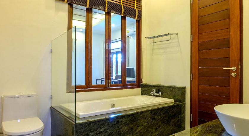 Image of Deluxe Double or Twin Room 14