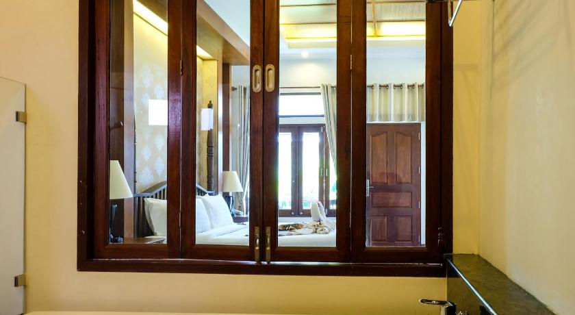 Image of Deluxe Double or Twin Room 2
