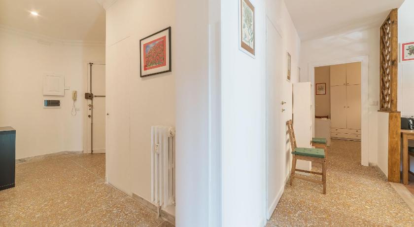 Red & White Vatican Apartment photo