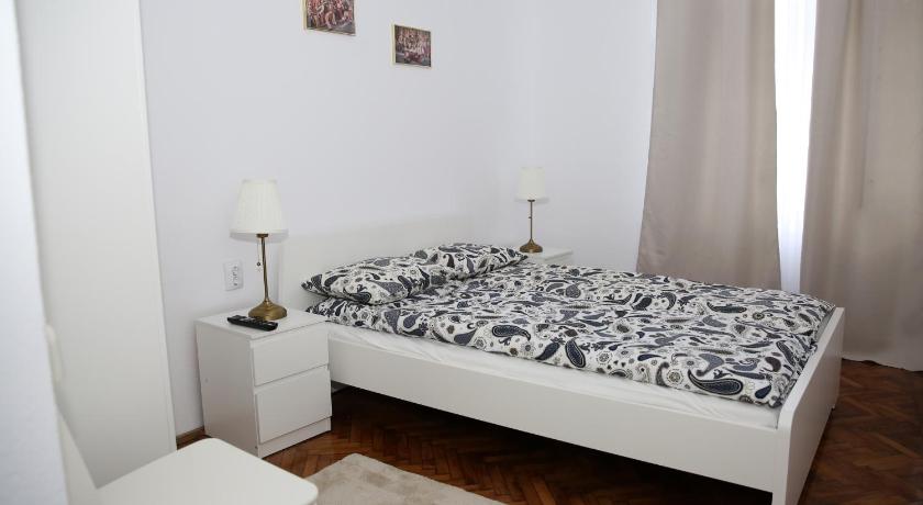 Schick apartment photo