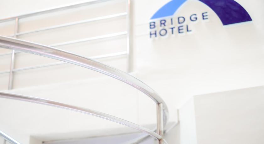 Bridge Hotel Express - image 32