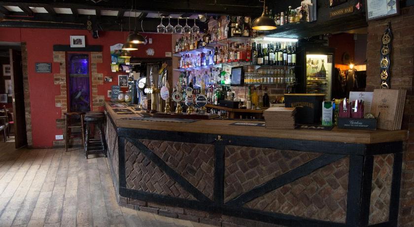 The Crown Aldbourne photo