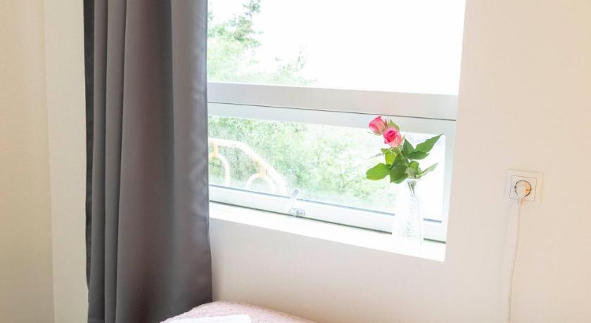 Image of Standard Single Room with Sea View 4