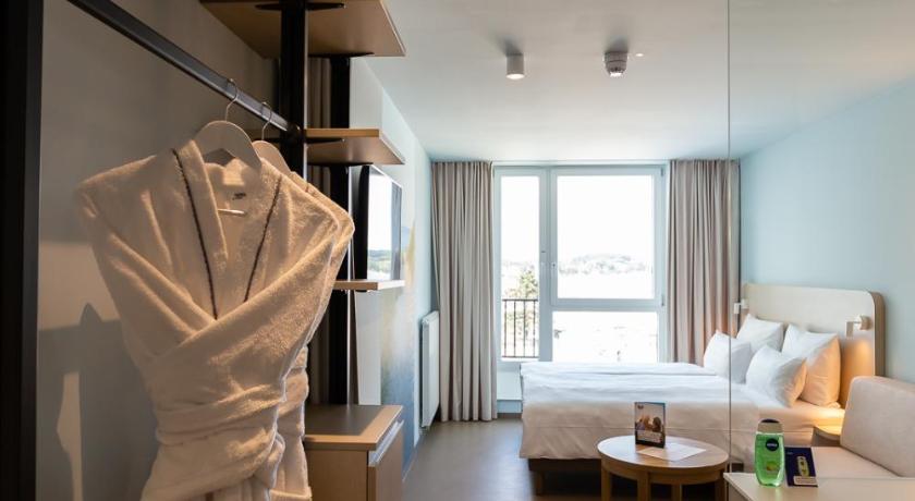 Image of Double Room with Sea View 1
