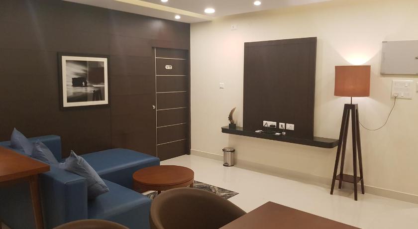 THE BULL BOUTIQUE HOTEL - image 7