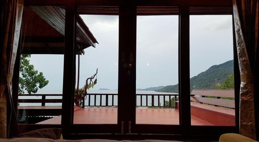 Image of Deluxe Bungalow 4