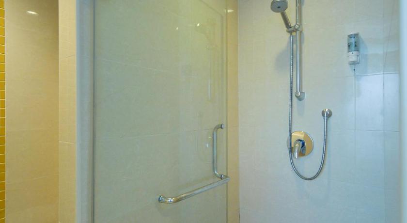Image of Standard Twin Room 2