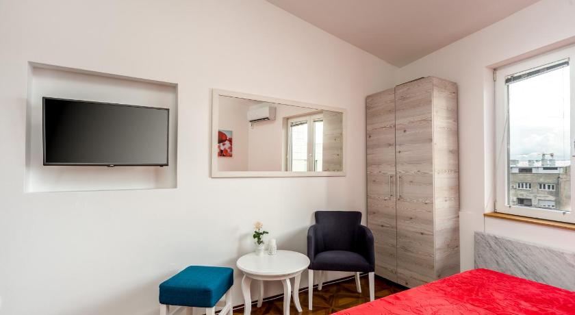 Lux Apartment in Downtown photo
