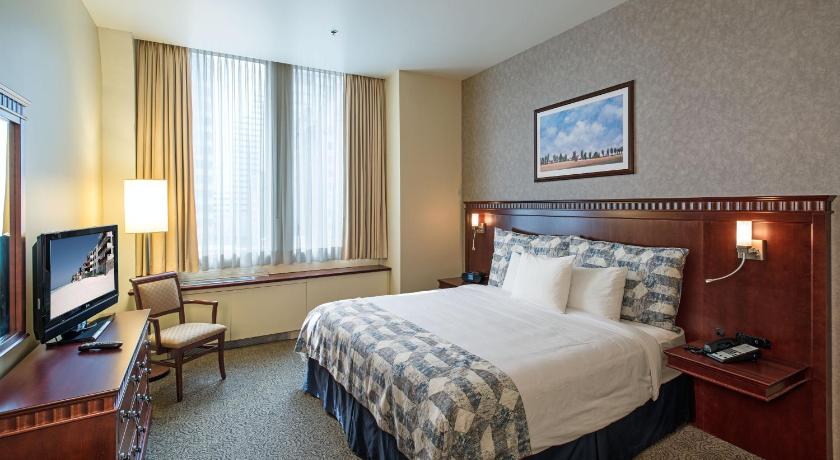 Le Square Phillips Hotel & Suites