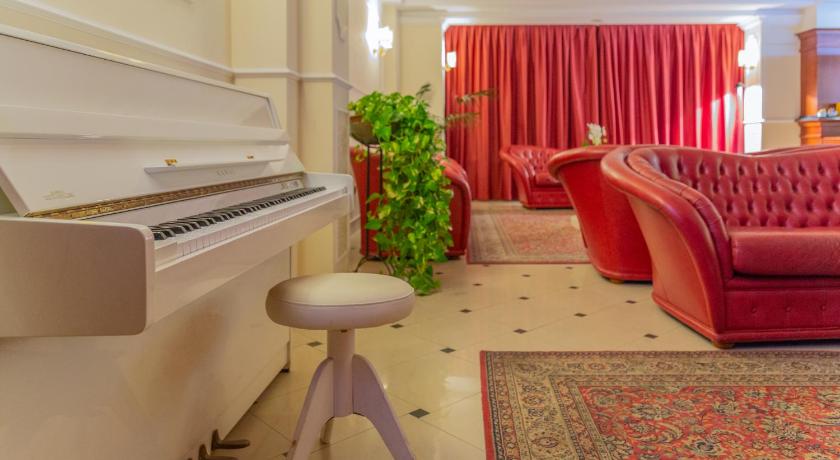 Hotel Executive La Fiorita photo