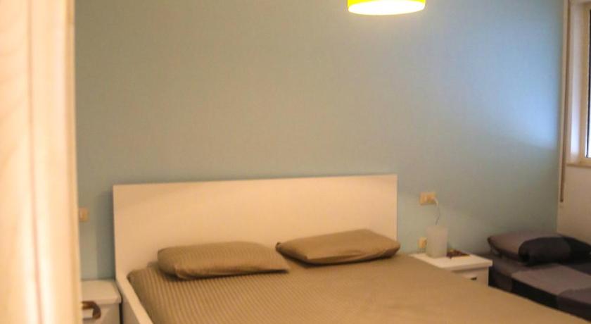 Claudine Apartment photo