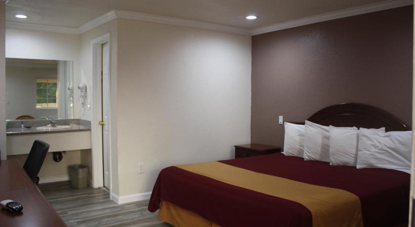 Americas Best Value Inn & Suites - Redding, CA photo