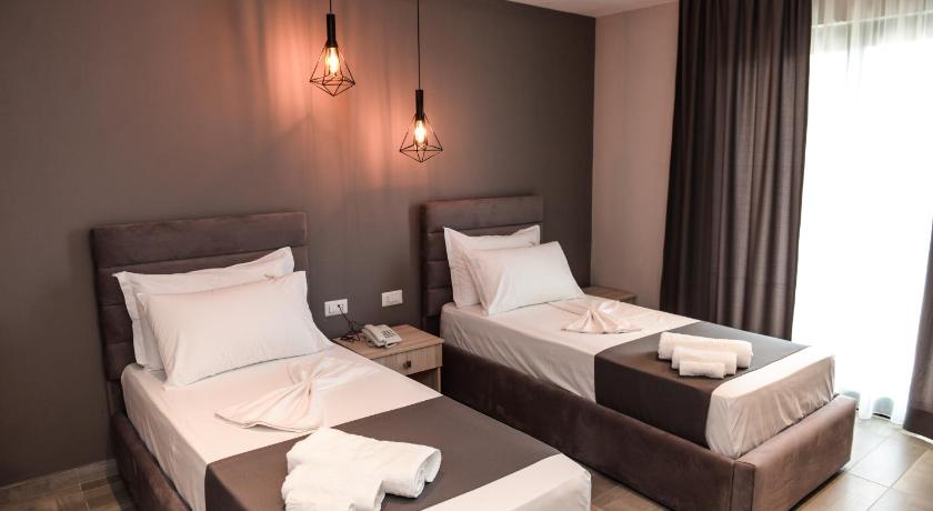 Brilliant Hotel & SPA photo