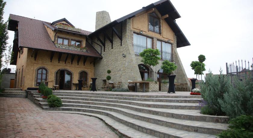 Garni Hotel Chicha - Winery SKRBIC — Hotel in Belgrade