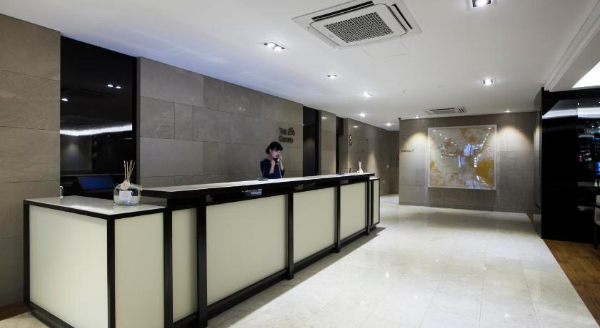 Seoul The Grand Hotel Myeongdong 4-Star Hotel lobby
