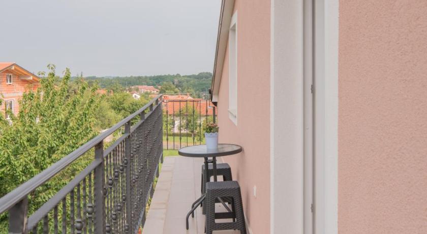 Middle Istra photo