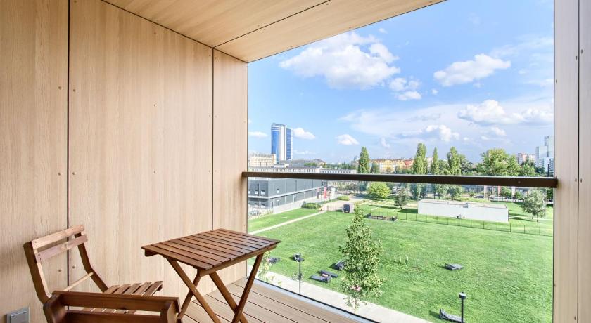 19 Dzielnica Kolejowa P&amp;O Serviced Apartments — Hotel in Warsaw