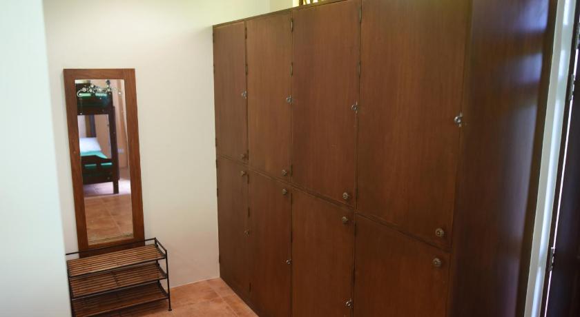 Image of Standard 6 Bed Dormitory 3