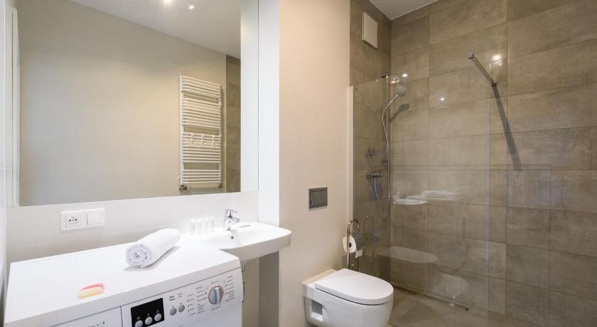 19 Dzielnica Kolejowa P&O Serviced Apartments photo