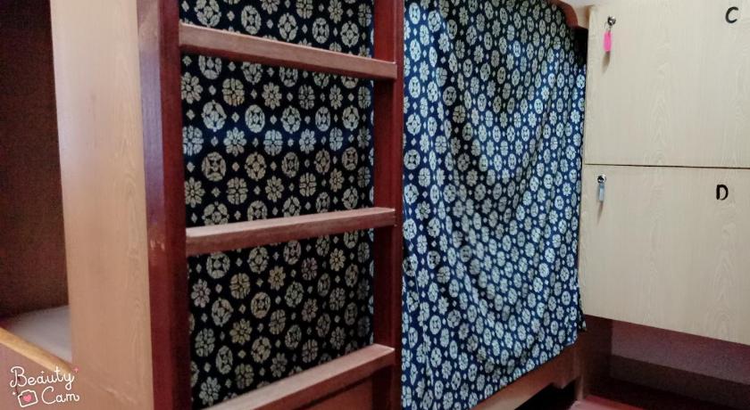 Image of Bed in 8-Bed Mixed Dormitory Room 6