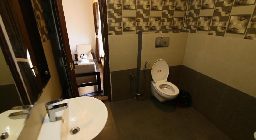 Jays Inn - image 26