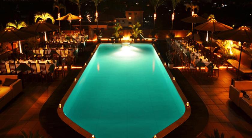 City River Hotel - image 11