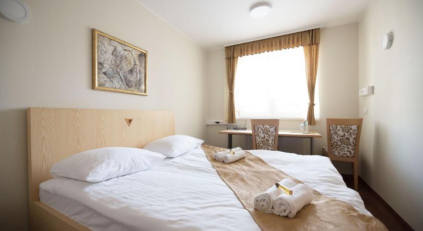 S Hotel — Hotel in Maribor