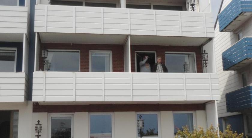 Ferienwohnung Ol Komede Wai 12c Prices Photos Reviews Address