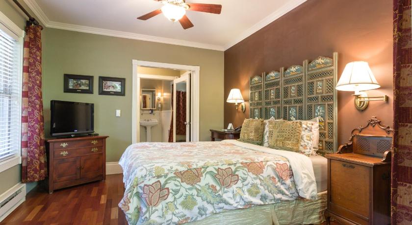 Panama Hotel and Suites photo