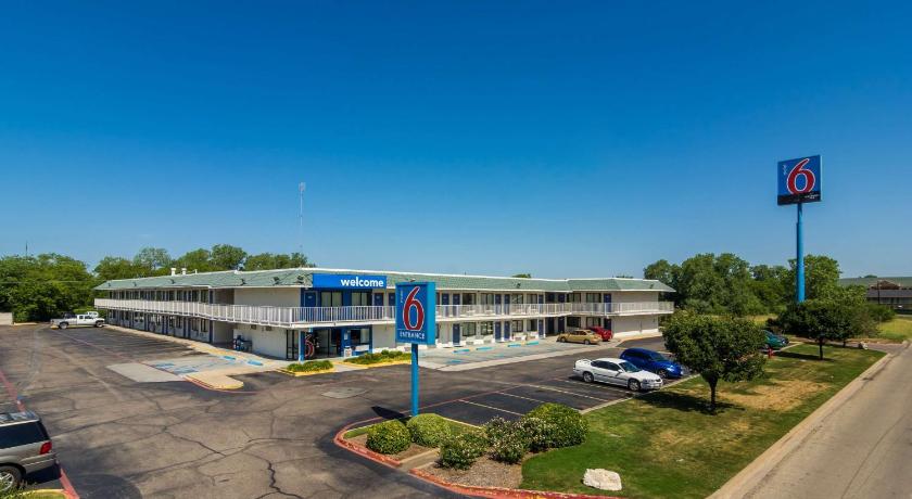 Motel 6-Bellmead, TX - Waco