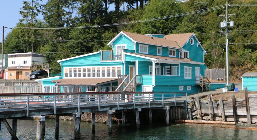 Nimpkish Hotel — Hotel in Alert Bay (BC)
