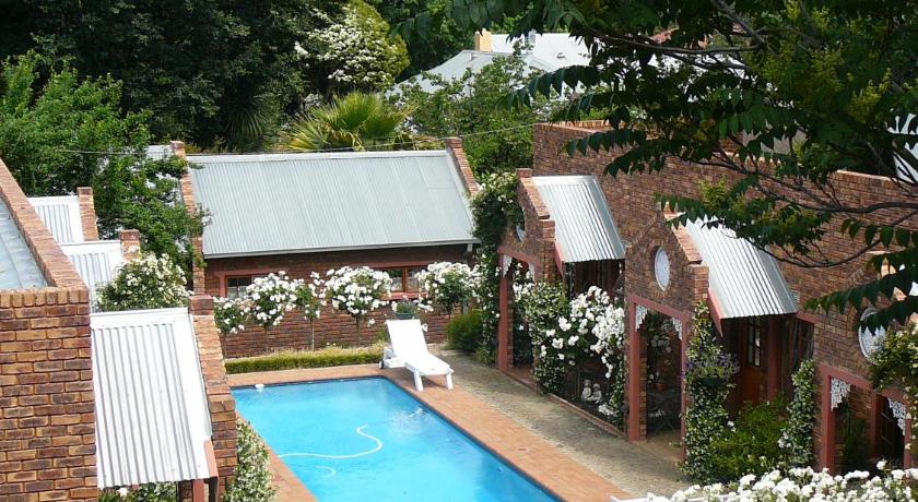 Van Dykshuis Guest House — Hotel in Heidelberg