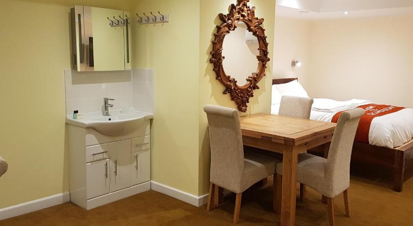 Image of Basement Large Double Room 1