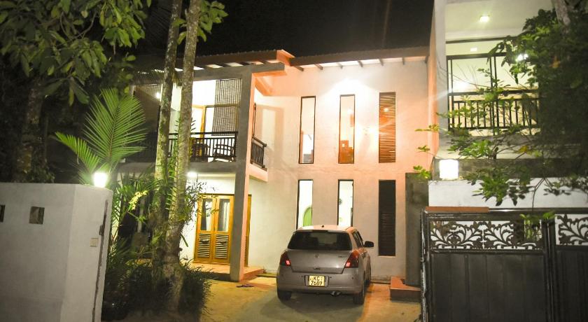 Ayubowan Holiday Home photo