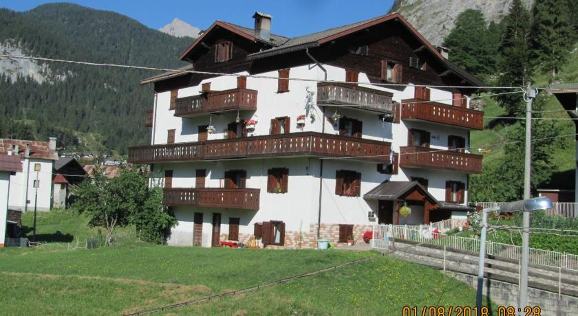 Ciesa Dei Maestri — Hotel in Rocca Pietore