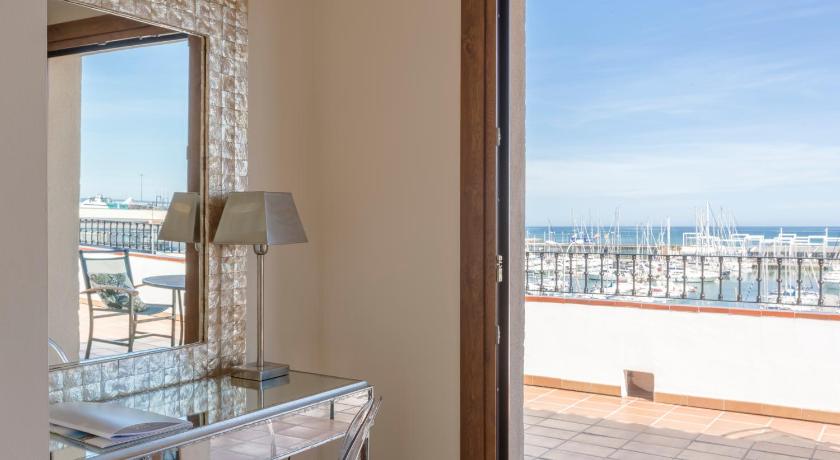 Image of Suite with Terrace 4