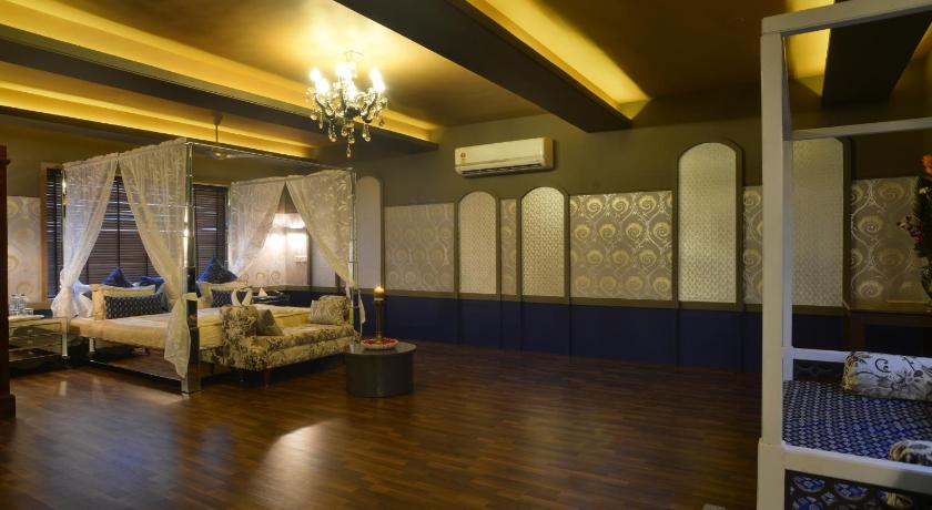 Heritage Khirasara Palace