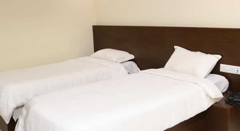 Hotel Csr Residency photo