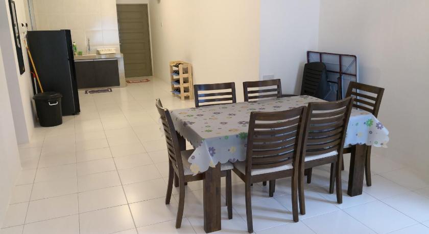 Homestay A2-6-7 (8 pax) @ The Quintet Condominium - image 15