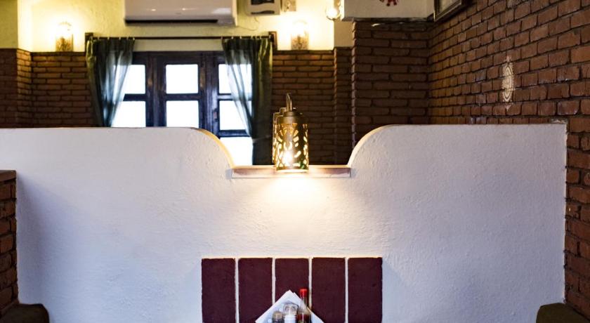 MVT Guesthouse & Restaurant – Vrindavan, NC
