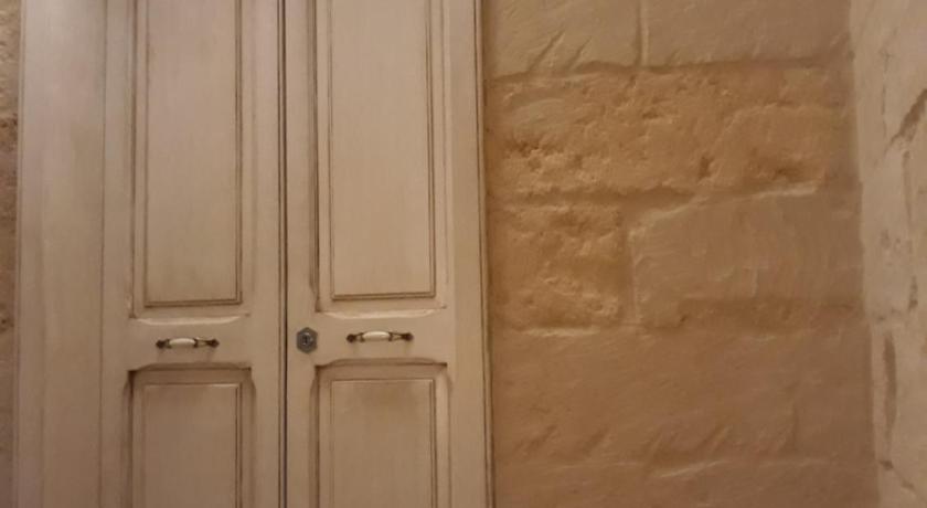 Oikos Atena — Hotel in Lecce