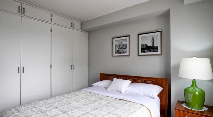 Departamento en San Isidro, Lima photo